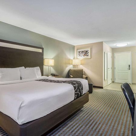 La Quinta Inn & Suites Casino And Bar By Wyndham Glendive Oda fotoğraf